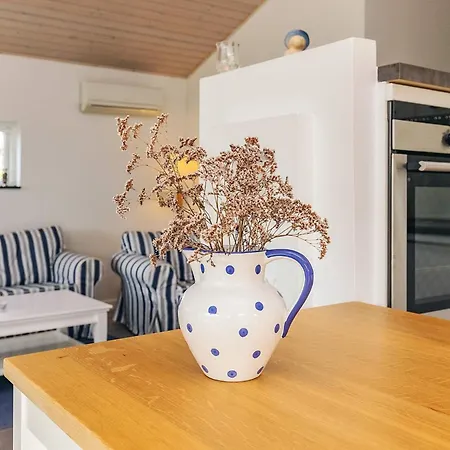 4 Star In Karrebaeksminde Semesterbostad Eno By